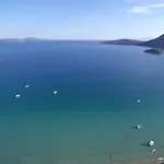Blue Bay Tolo