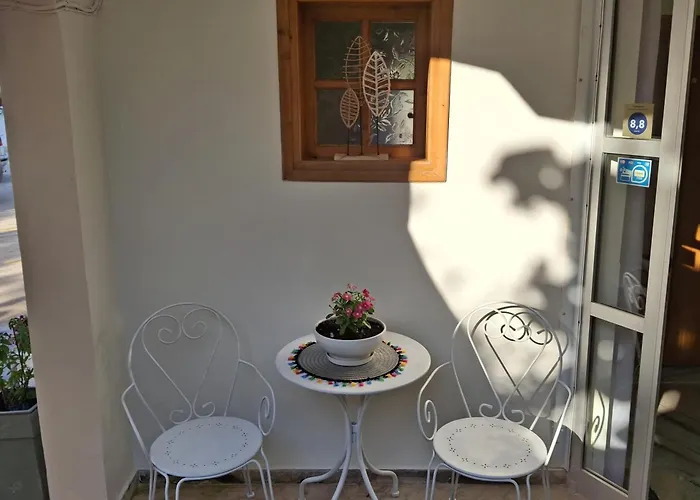Blue Bay Apartmanhotel Toló